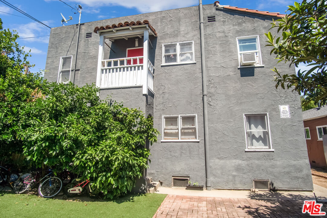2073 Locust Ave Unit: A