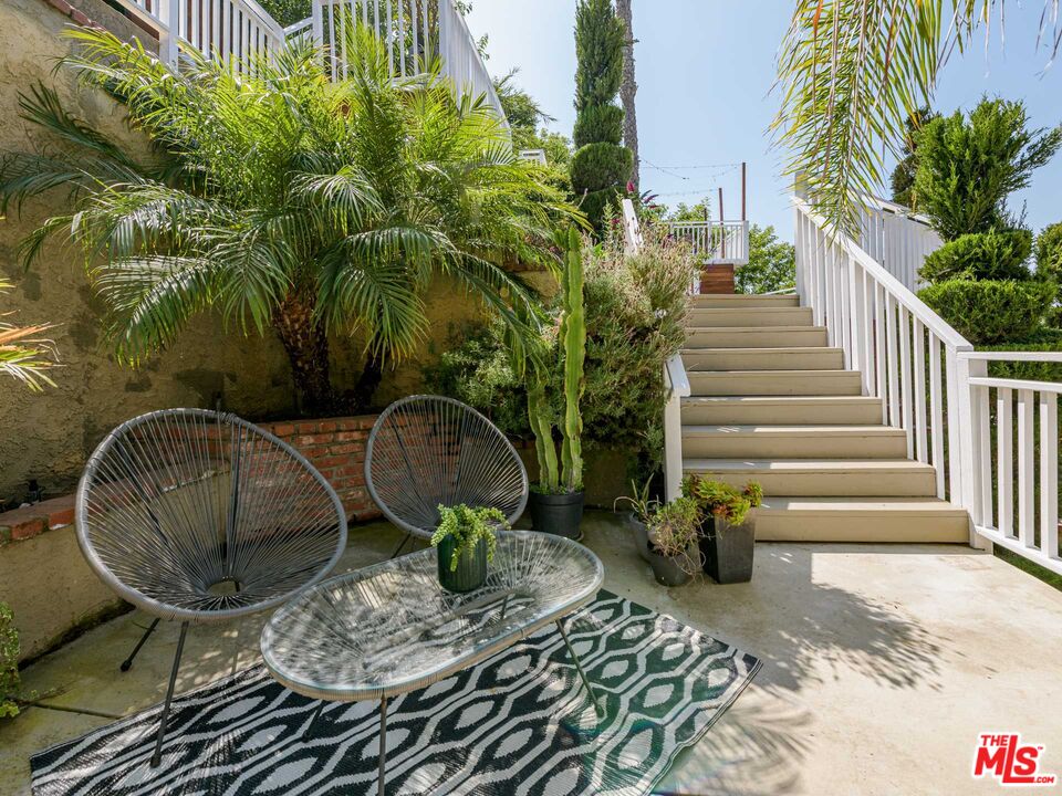 829 Cynthia Ave