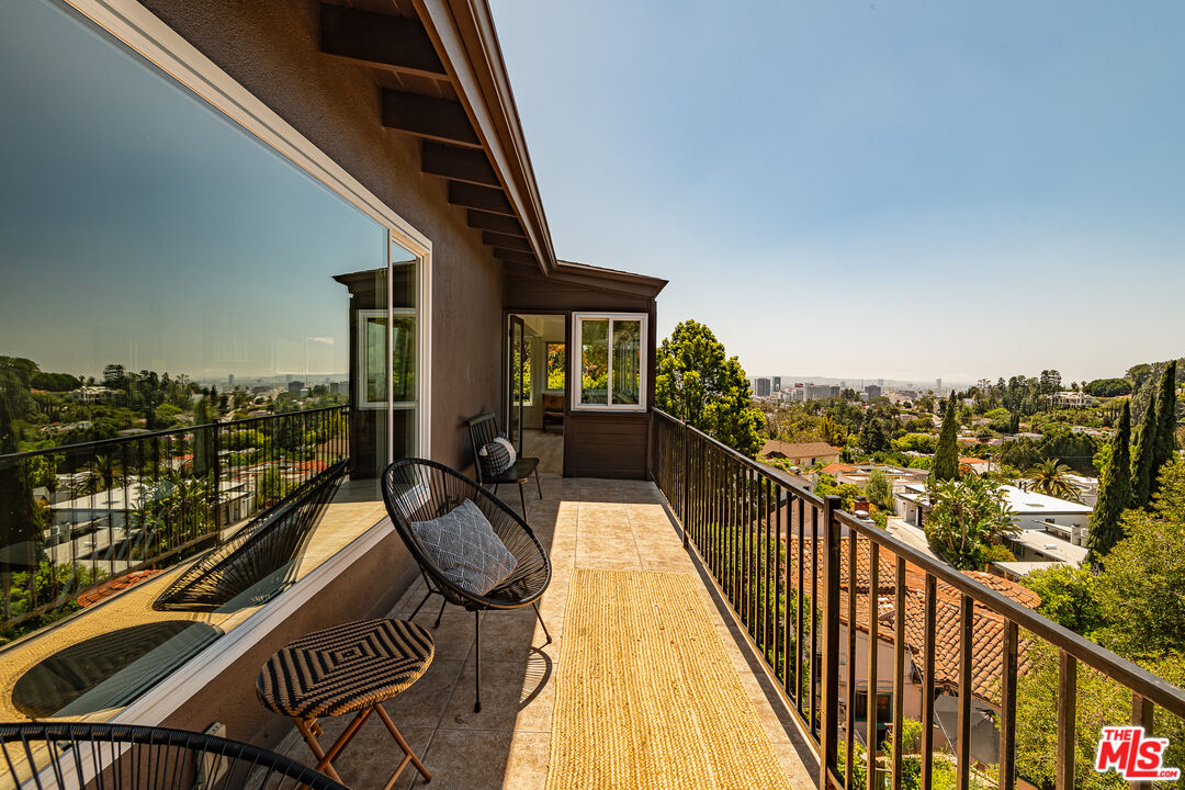 2627 Rutherford Dr