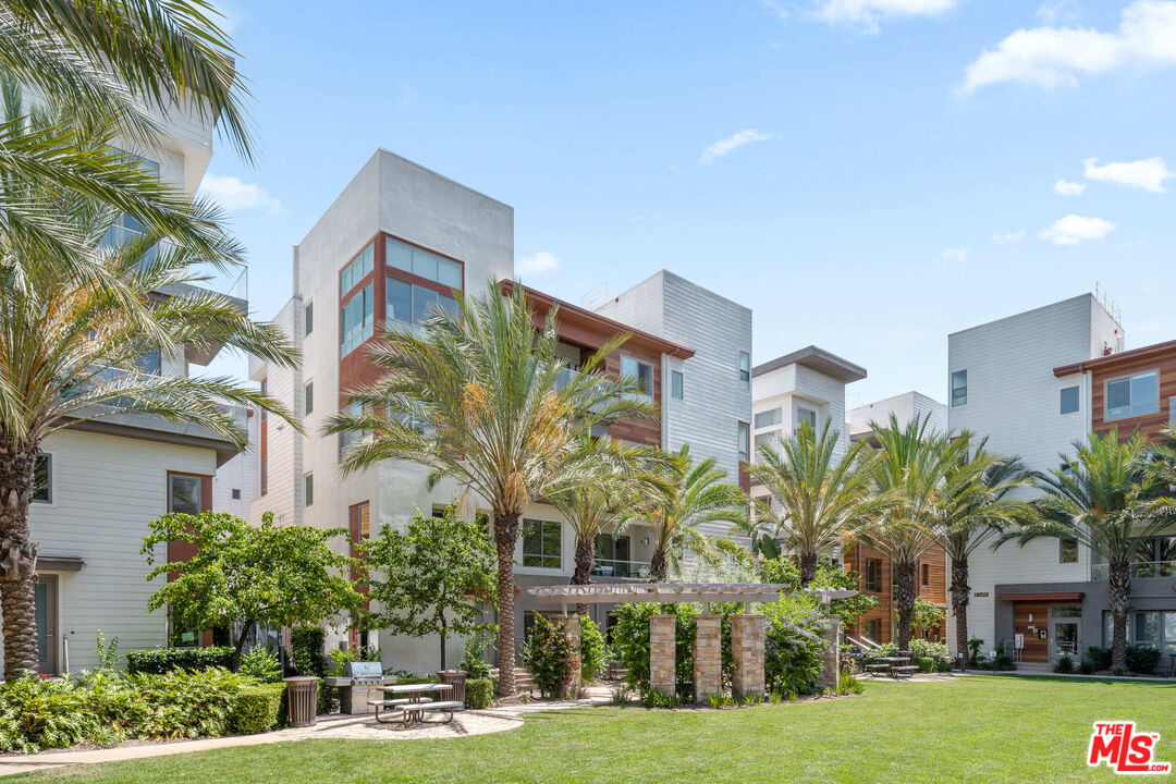 12473 Osprey Ln Unit: 1