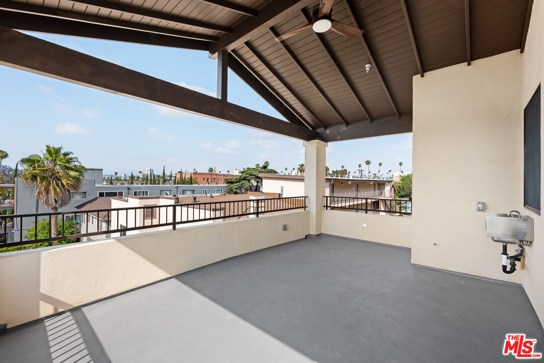 1246 Bronson Ave