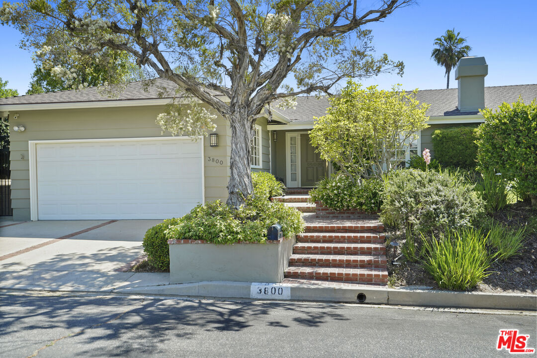 3800 Encino Hills Pl