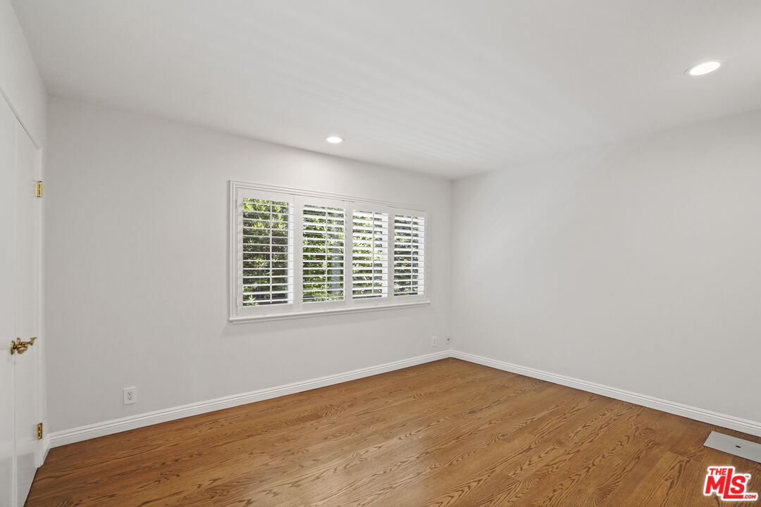 3800 Encino Hills Pl