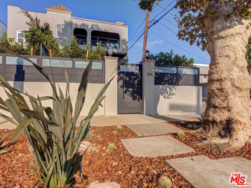 714 N Kilkea Dr