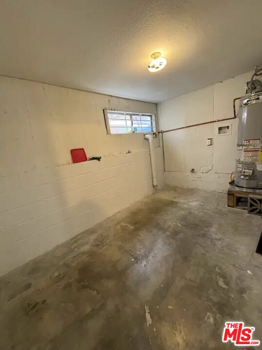 1085 W Kensington Rd