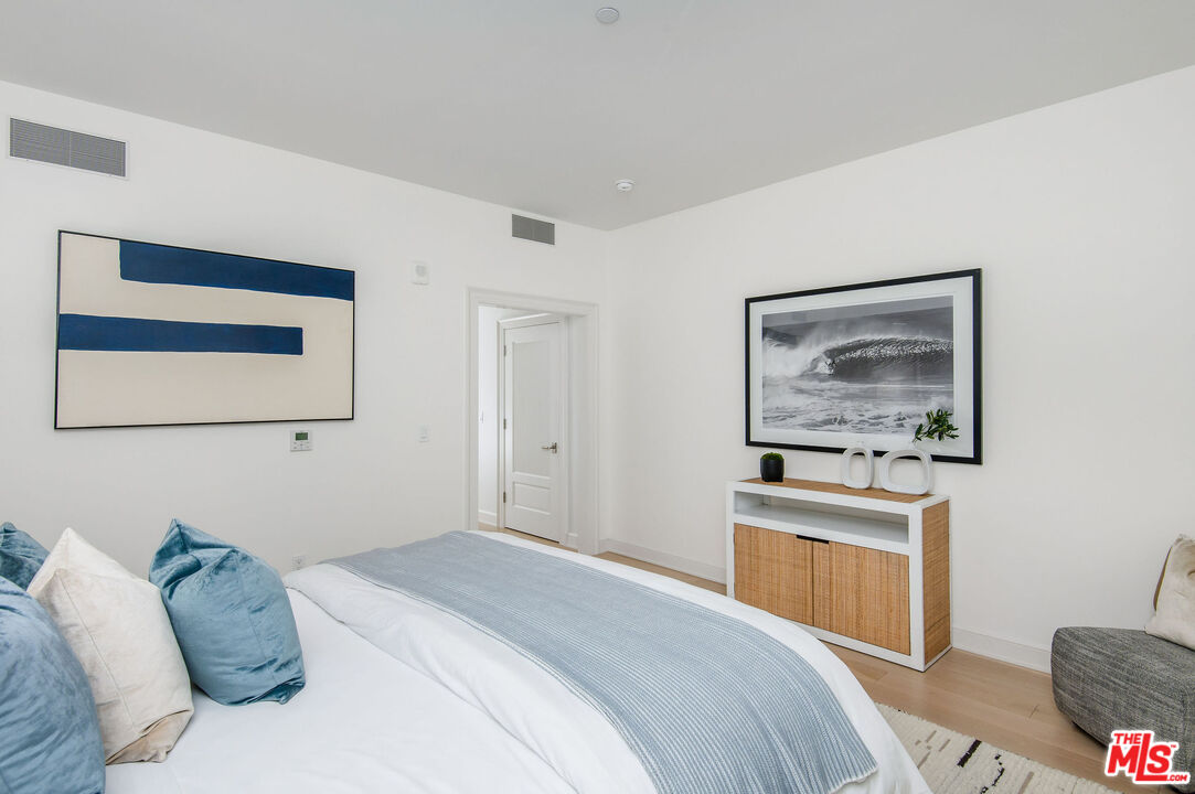 15225 Palisades Village Ln Unit: 203