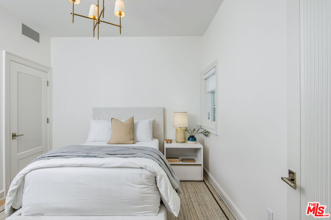 15225 Palisades Village Ln Unit: 203