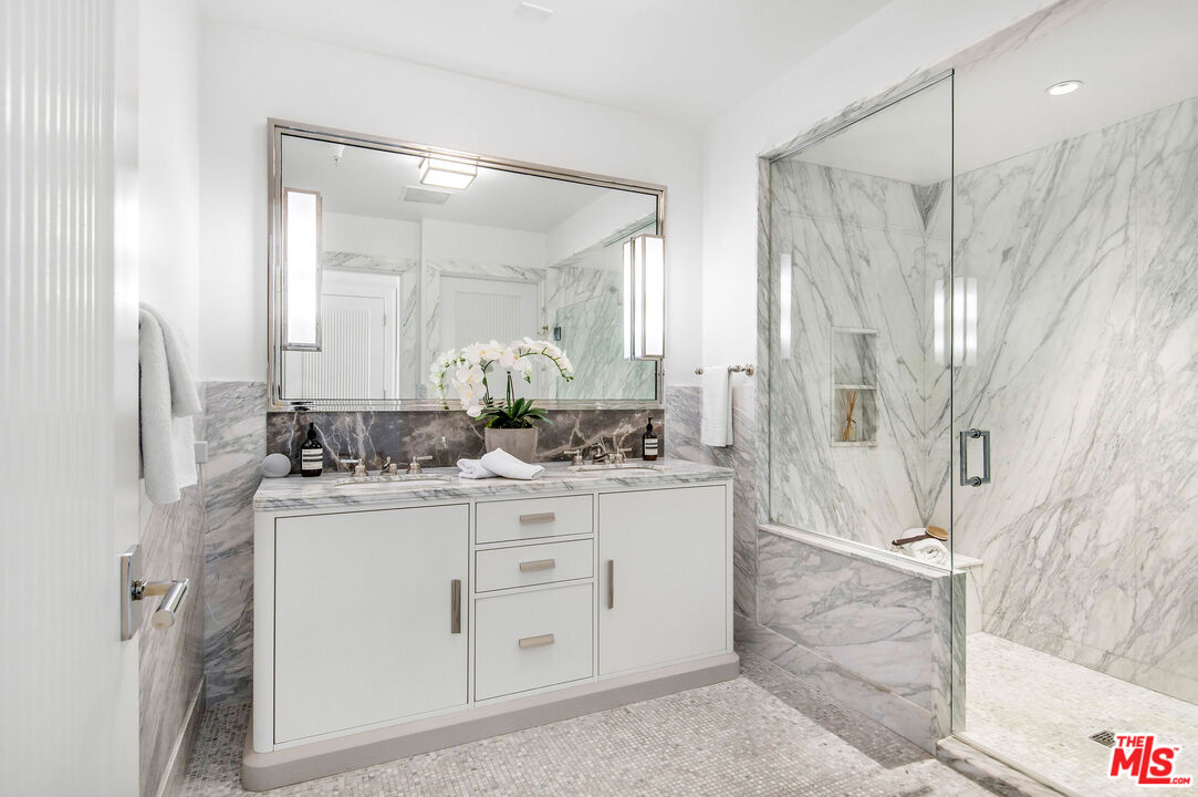 15225 Palisades Village Ln Unit: 203