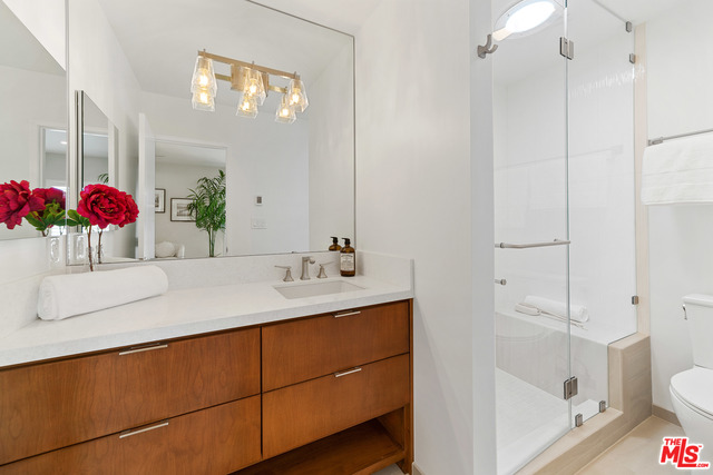 1244 18Th St Unit: E