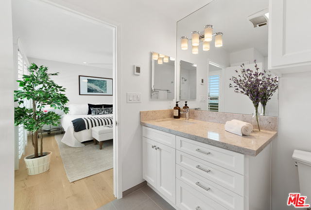 1244 18Th St Unit: E