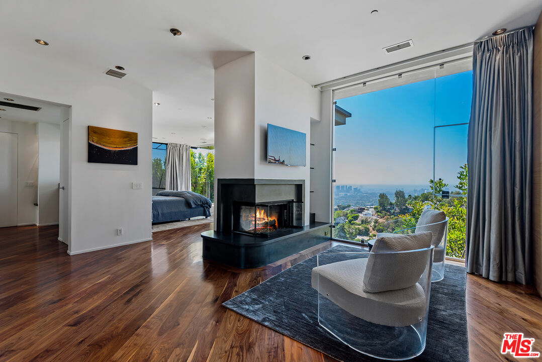 1764 Viewmont Dr