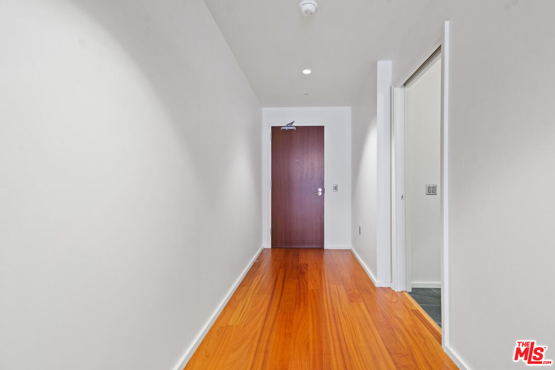 1155 S Grand Ave Unit: 815
