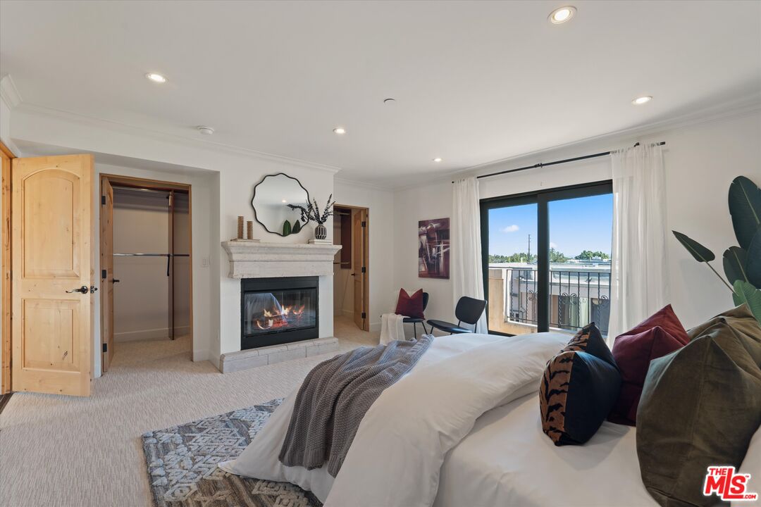 108 S Wetherly Dr Unit: 3
