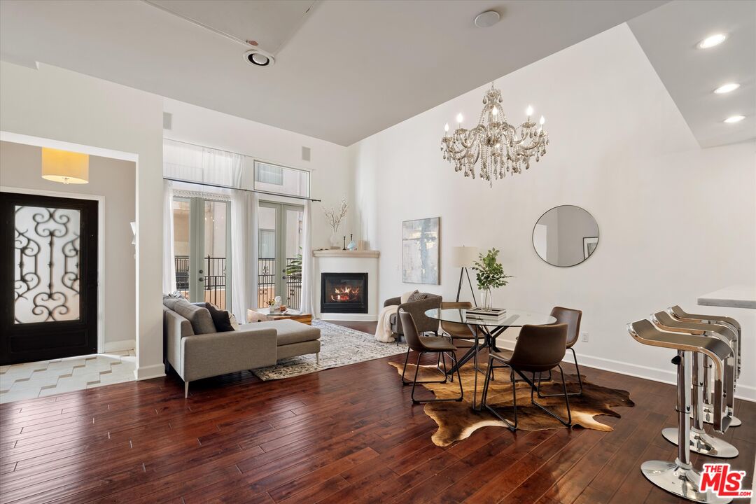 108 S Wetherly Dr Unit: 3