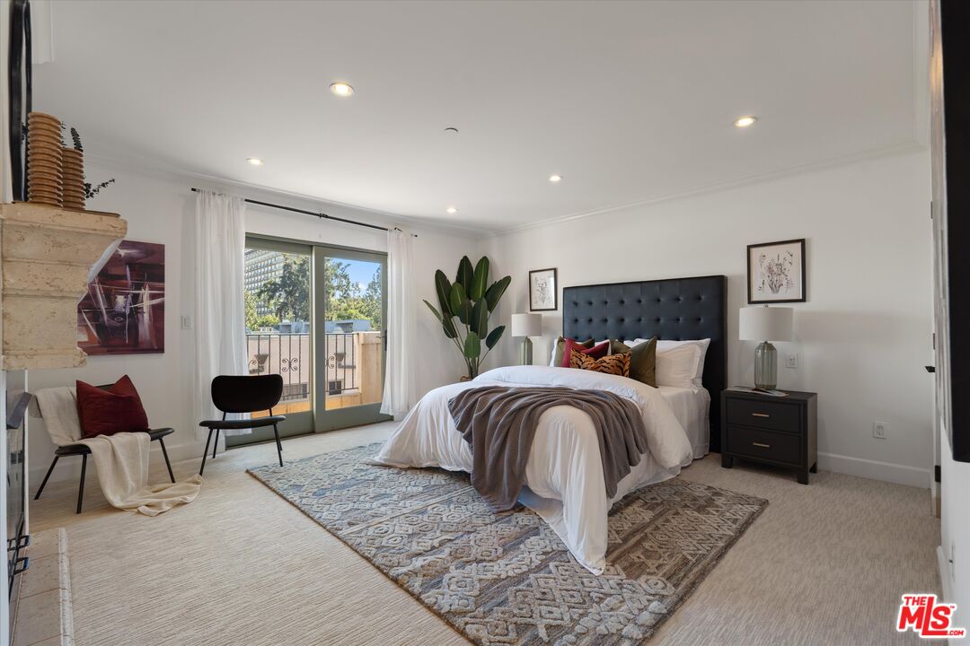 108 S Wetherly Dr Unit: 3