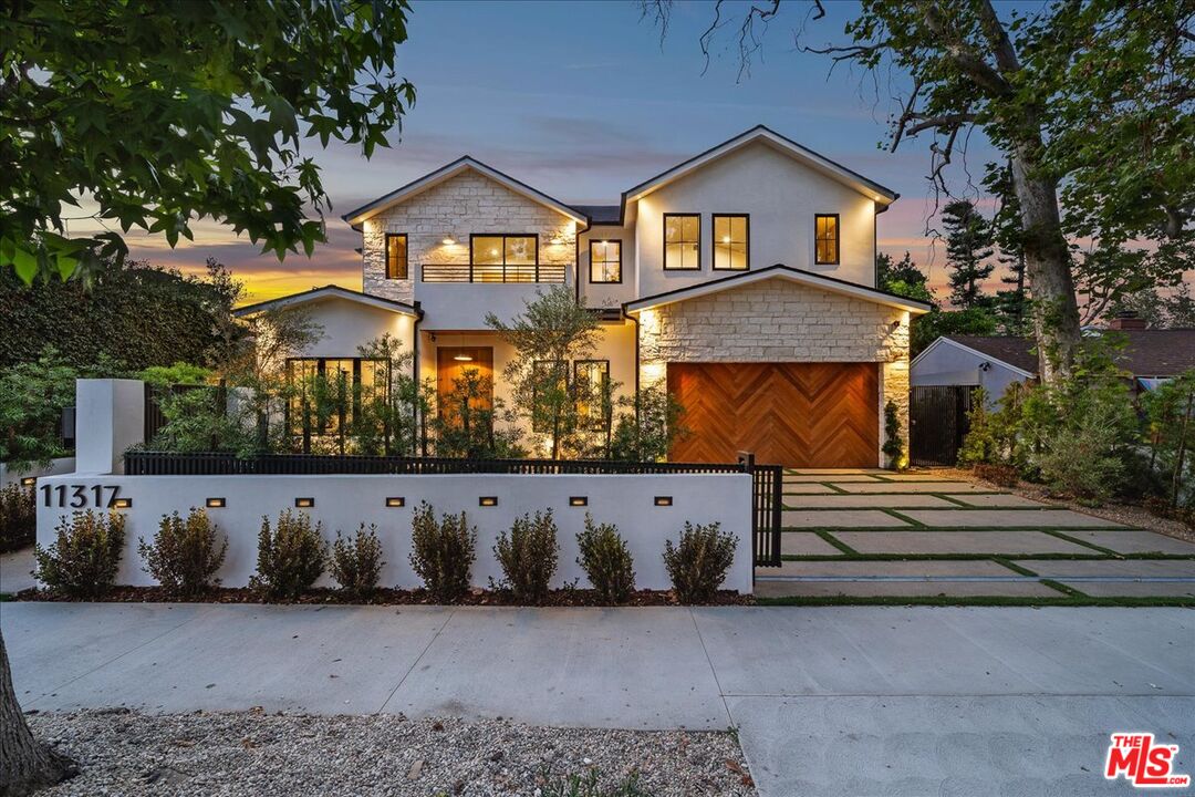 11317 Valley Spring Ln