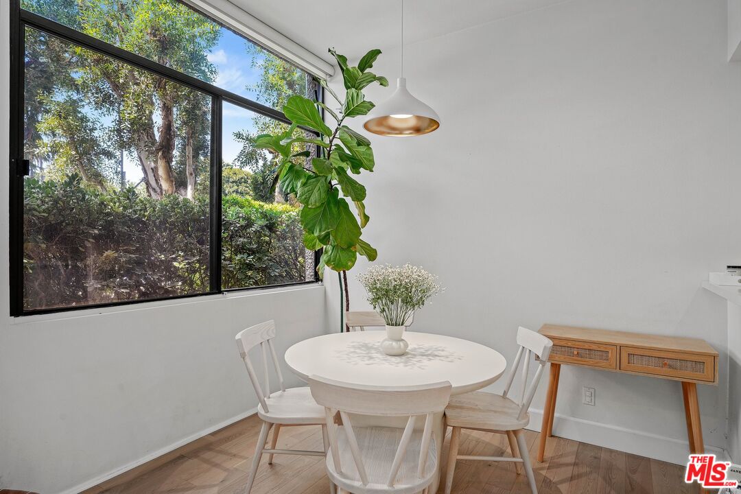 484 E California Blvd Unit: 13