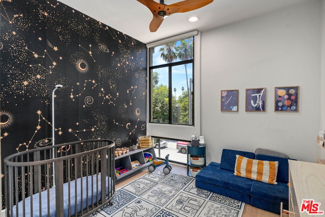 484 E California Blvd Unit: 13