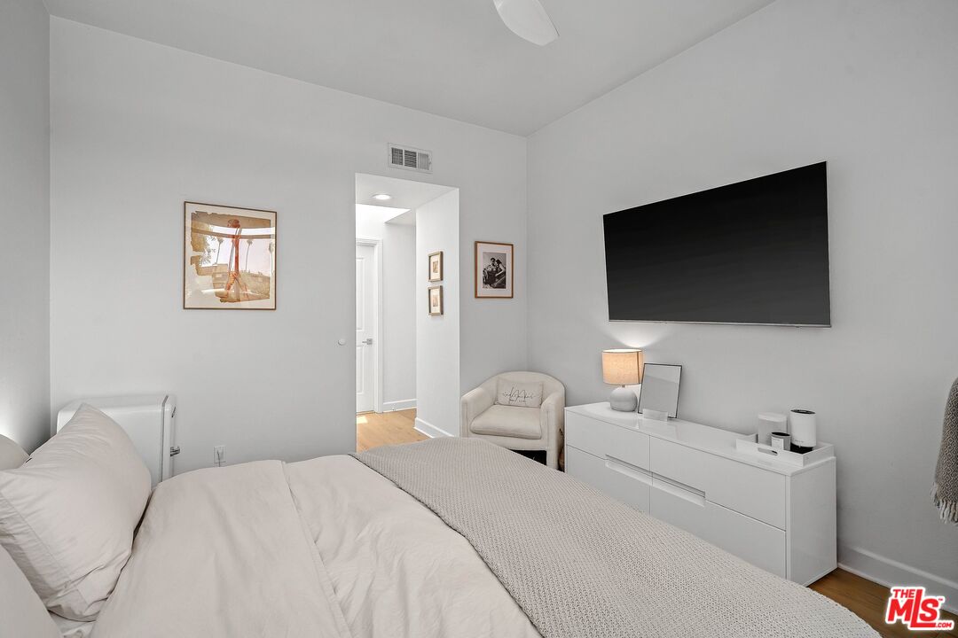 484 E California Blvd Unit: 13