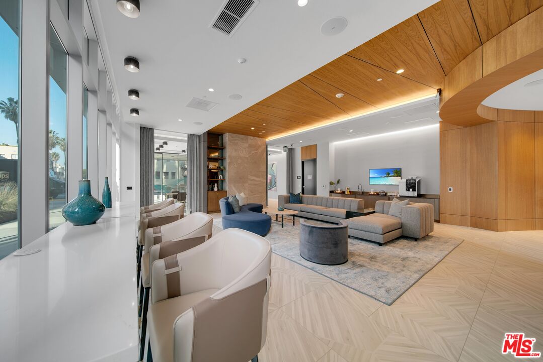 777 E Ocean Blvd Unit: PH 3301