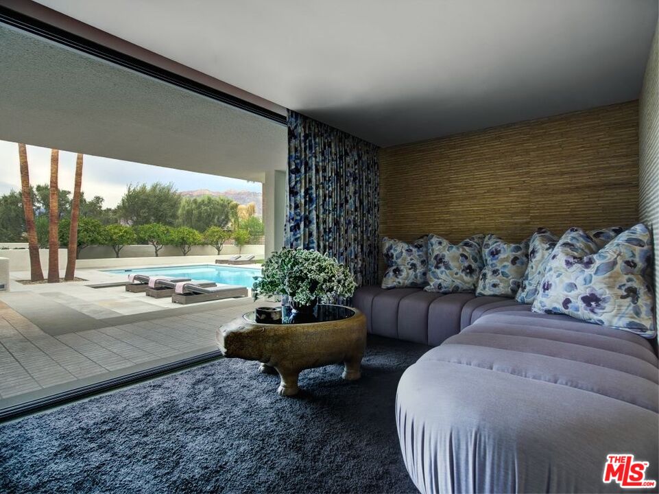 40471 Sand Dune Rd