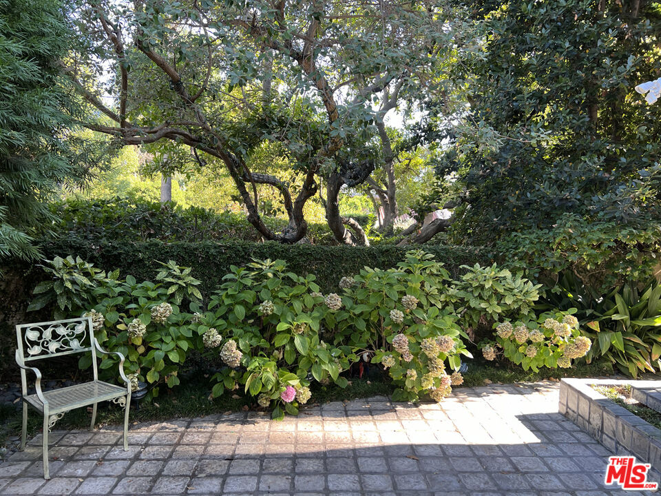 660 S Orange Grove Blvd Unit: C