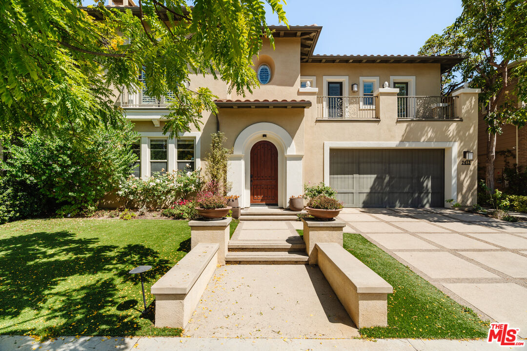 7413 Coastal View Dr