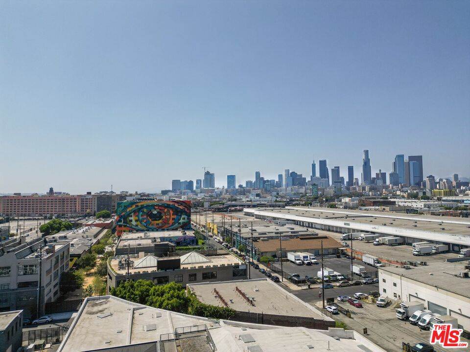 1850 Industrial St Unit: 414