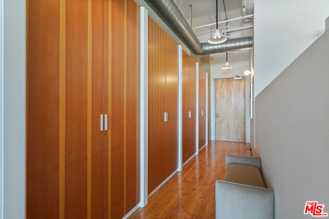 1850 Industrial St Unit: 414