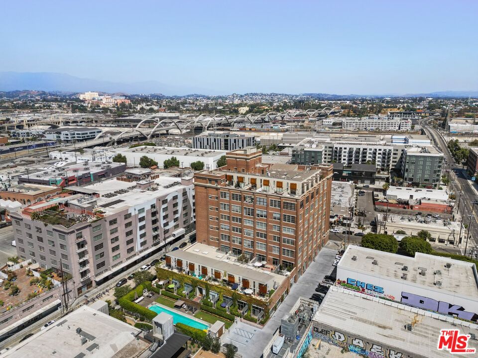 1850 Industrial St Unit: 414
