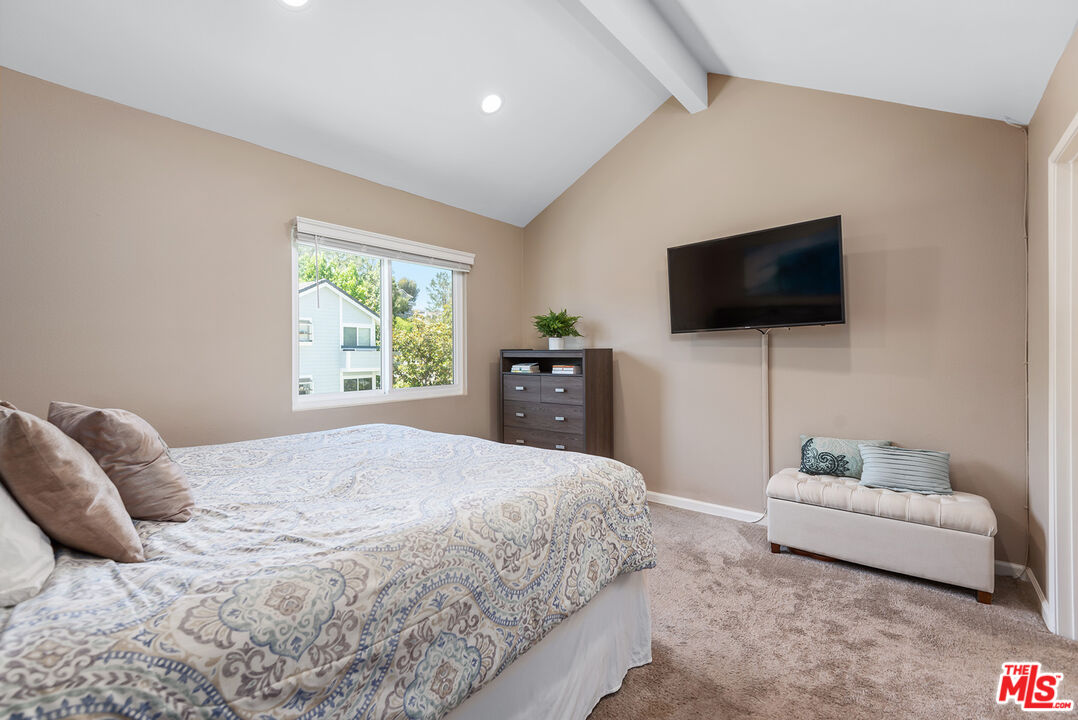26961 Rainbow Glen Dr Unit: 734