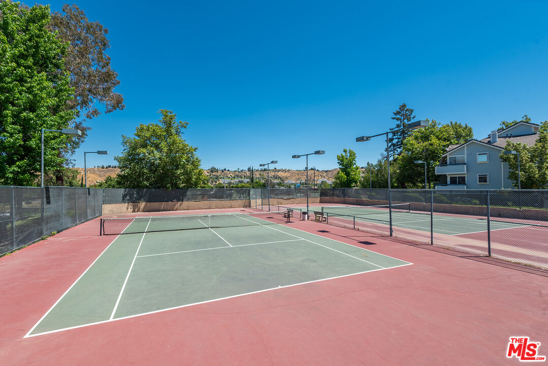 26961 Rainbow Glen Dr Unit: 734