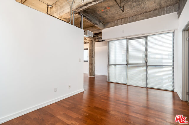 330 W 11th ST Unit: 403