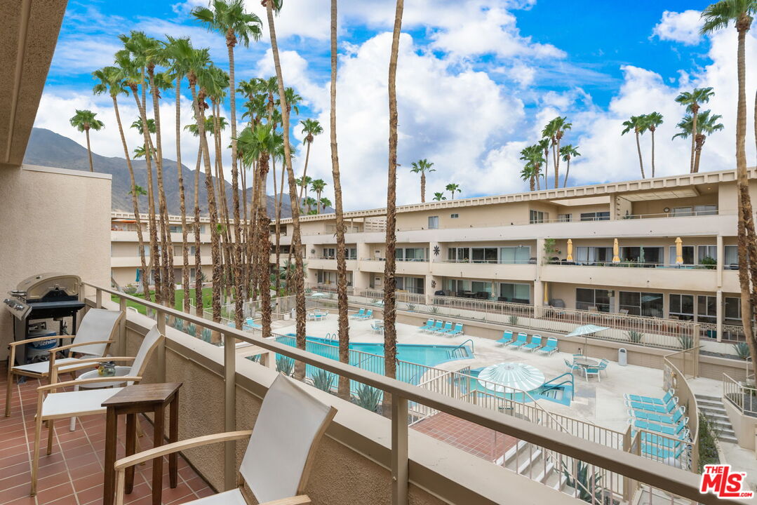 277 E Alejo Rd Unit: 219