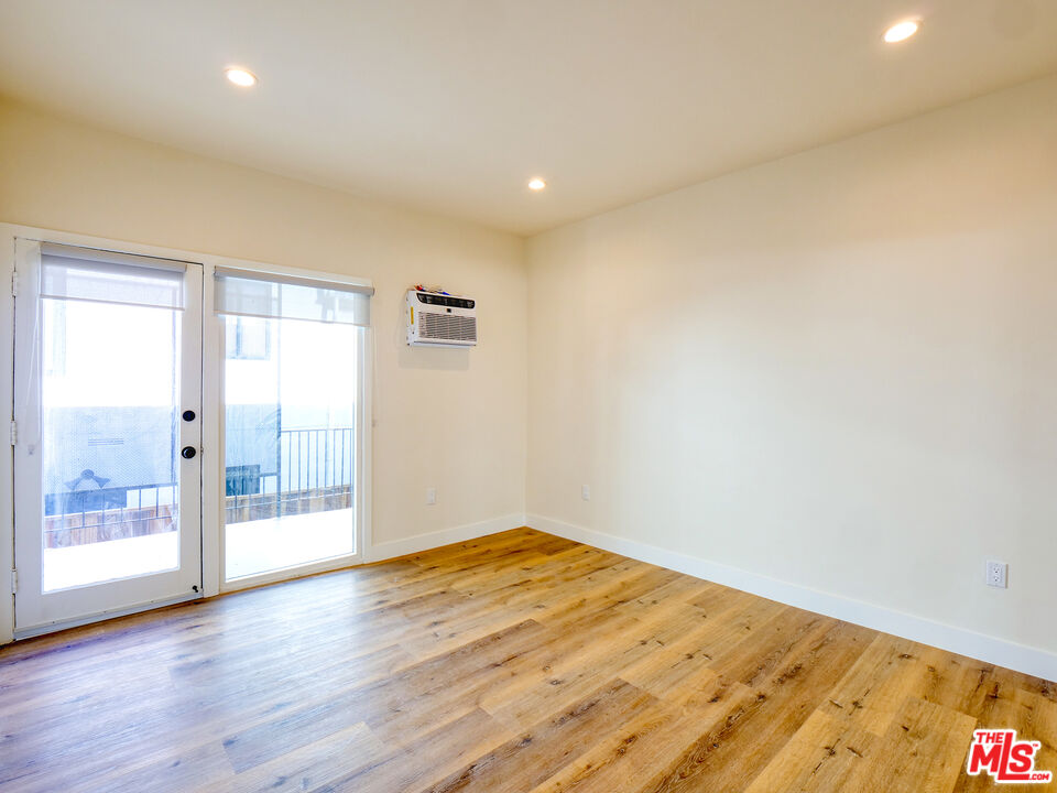 8903 Harratt St Unit: F