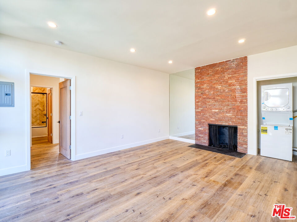 8903 Harratt St Unit: F