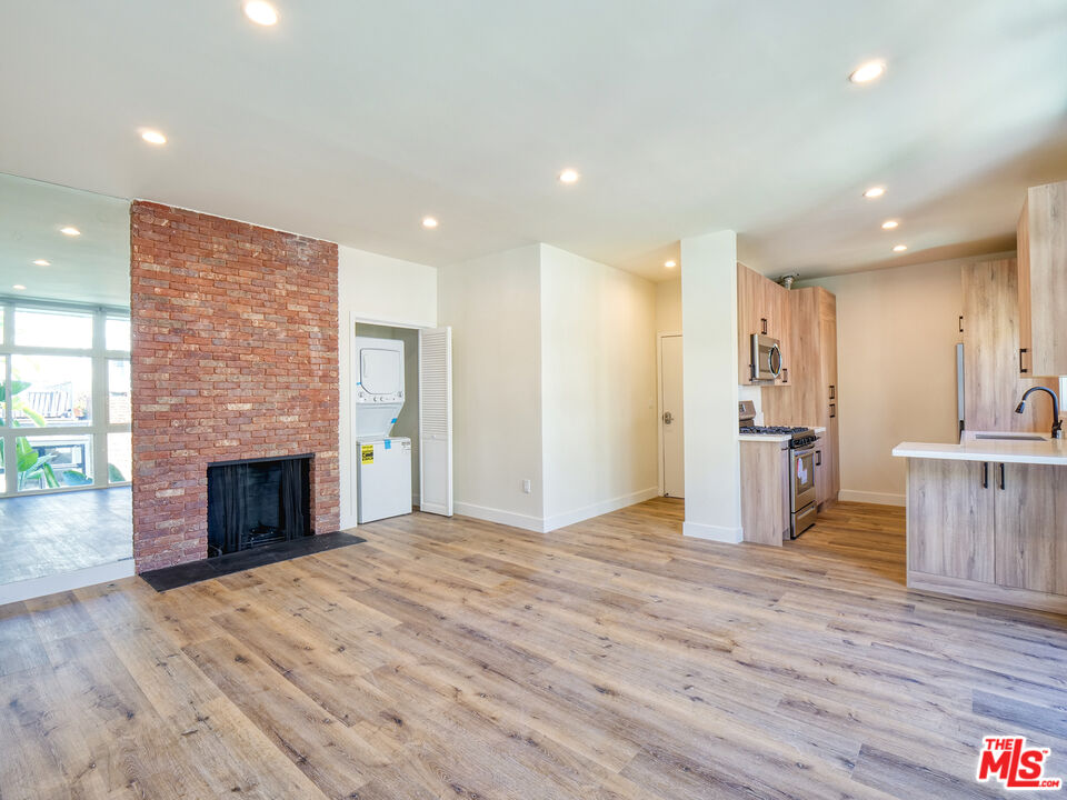 8903 Harratt St Unit: F