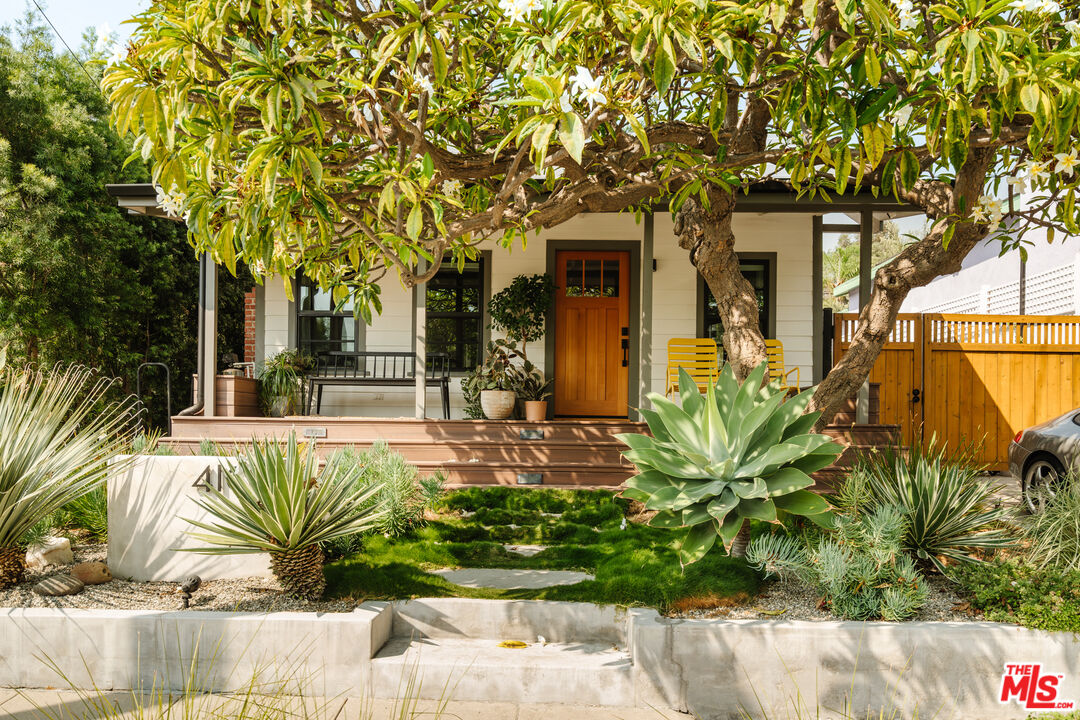 4109 Clayton Ave
