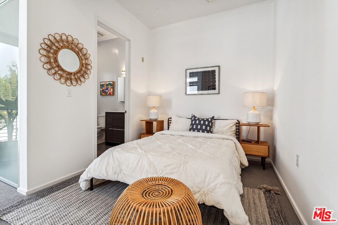 4151 Redwood Ave Unit: 414