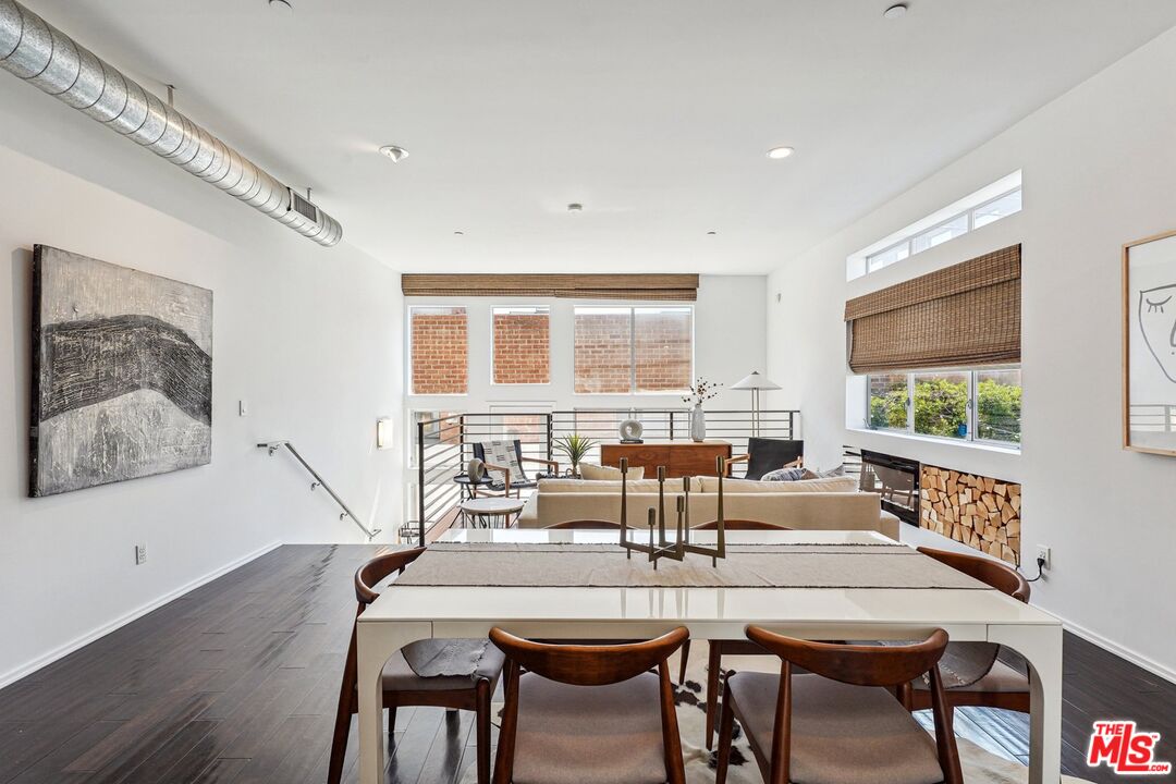 4151 Redwood Ave Unit: 414