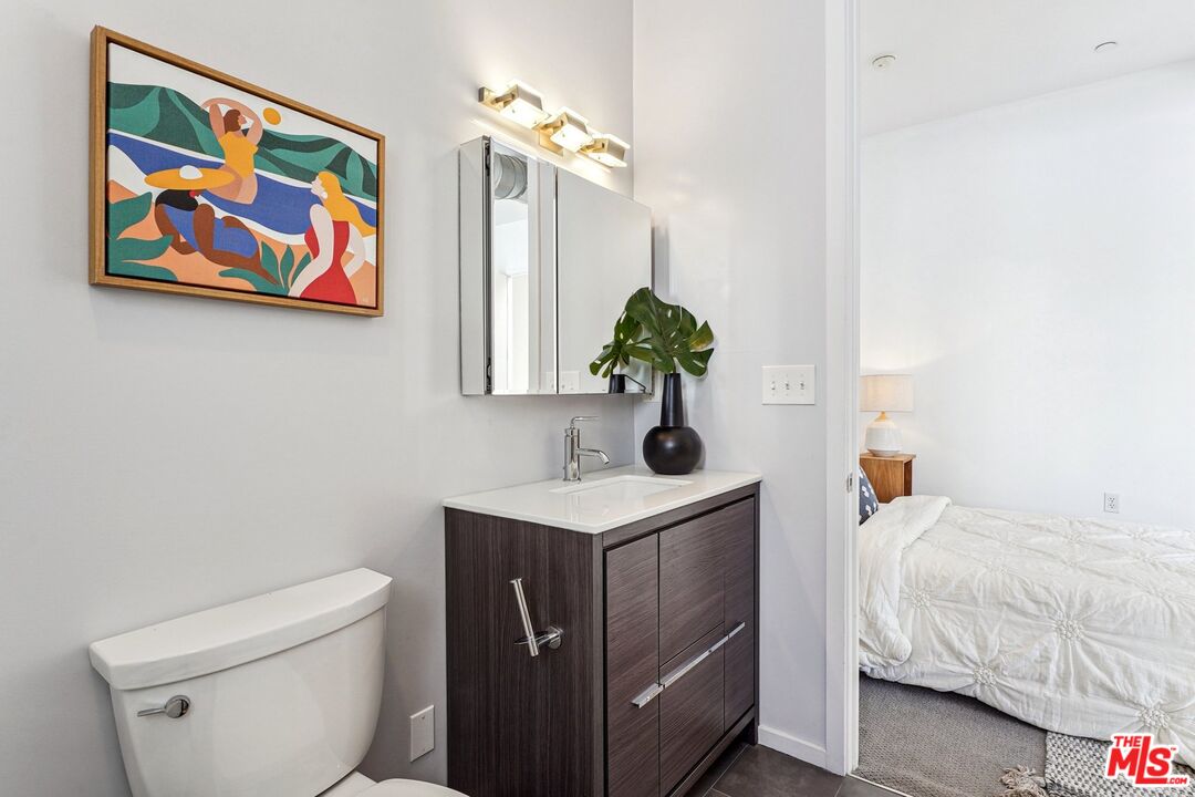 4151 Redwood Ave Unit: 414