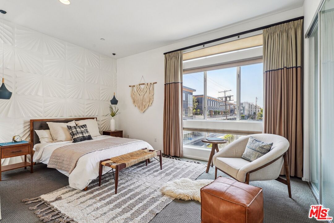 4151 Redwood Ave Unit: 414