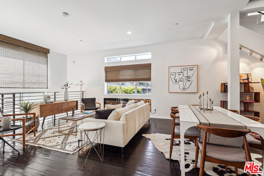 4151 Redwood Ave Unit: 414