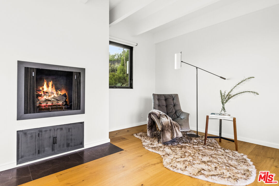 354 Amalfi Dr