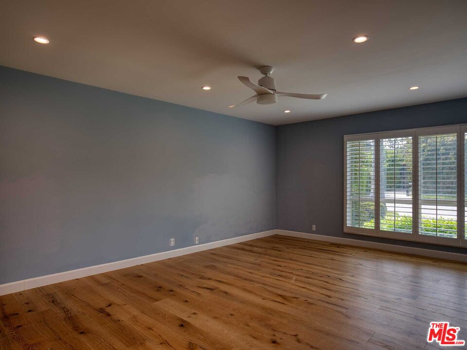 422 S Orange Grove Blvd Unit: 7