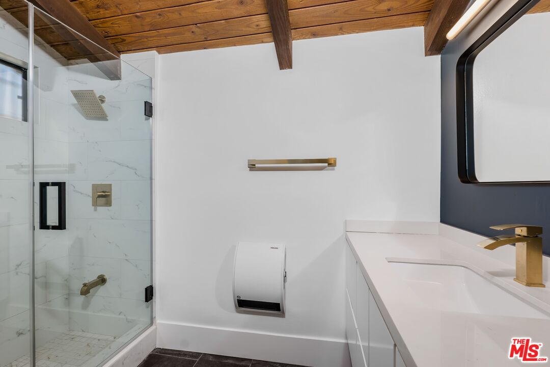 1505 Purdue Ave Unit: 304