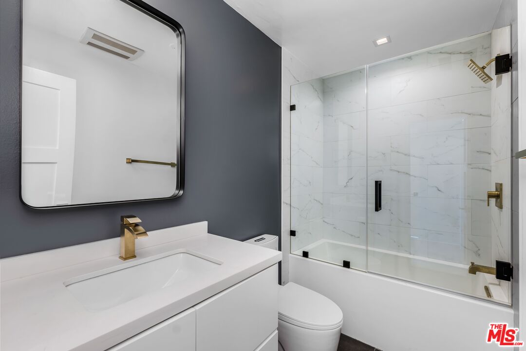 1505 Purdue Ave Unit: 304