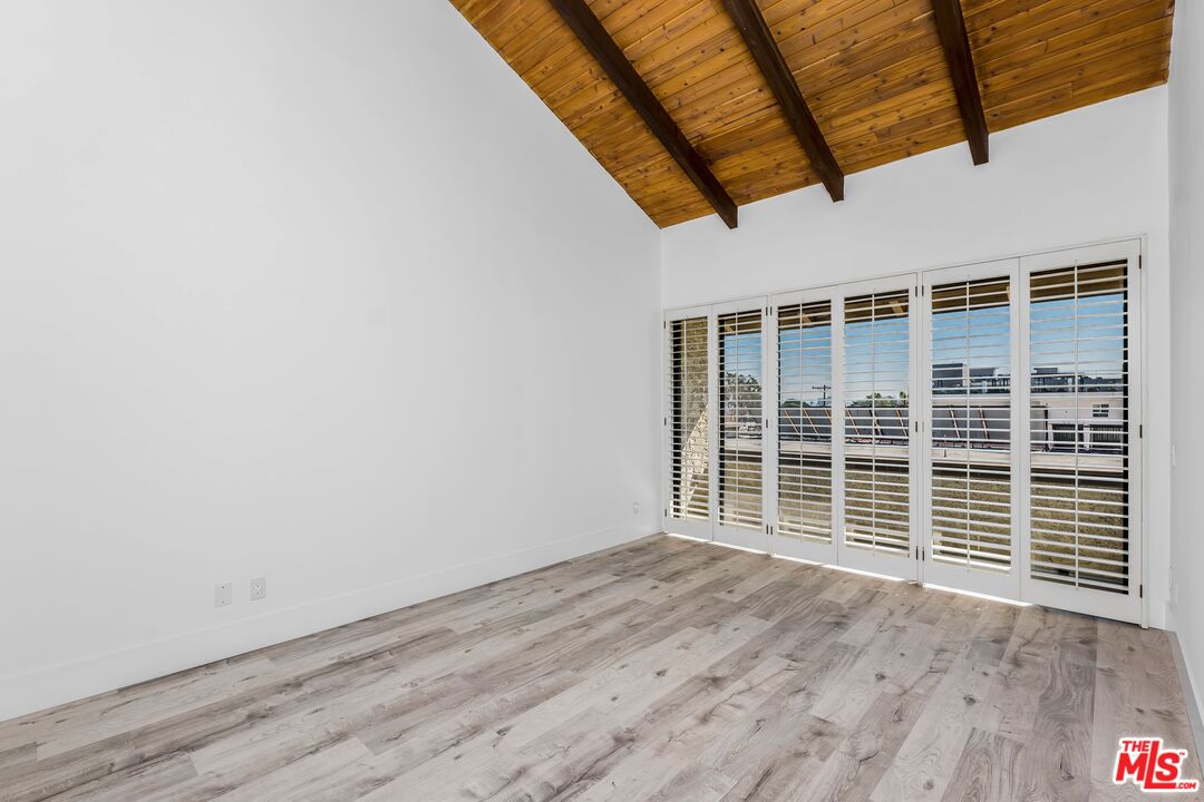 1505 Purdue Ave Unit: 304