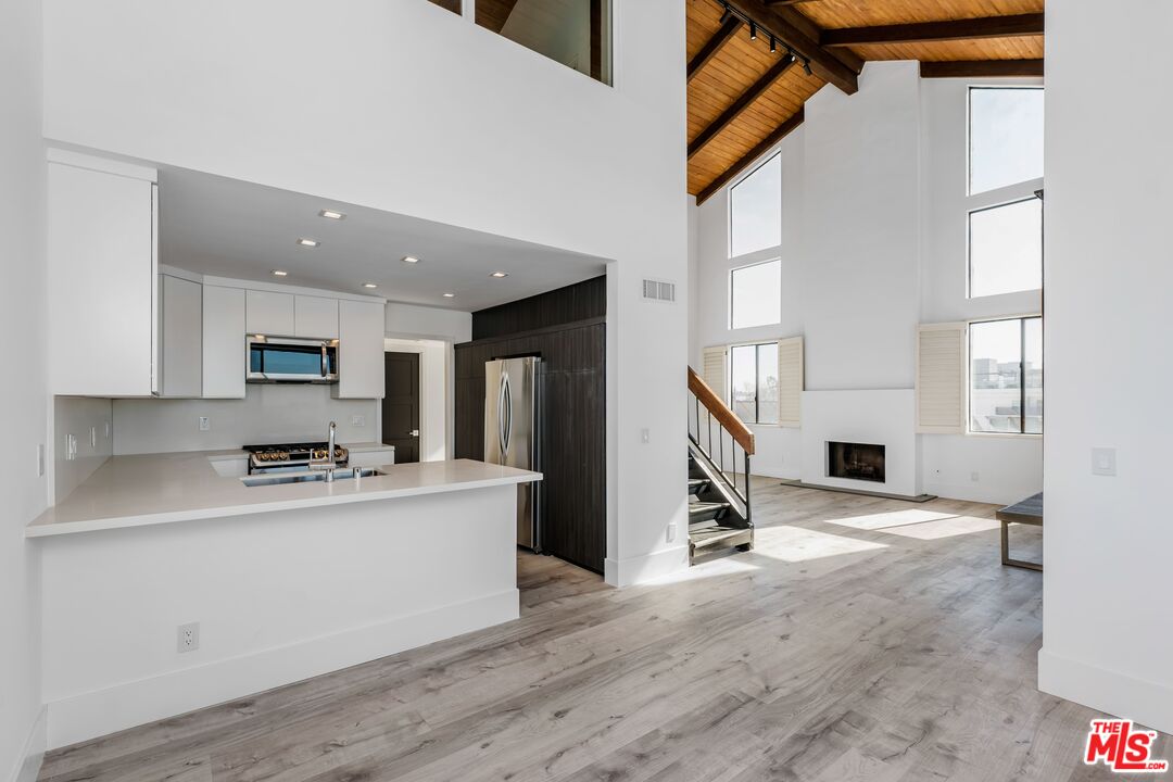 1505 Purdue Ave Unit: 304