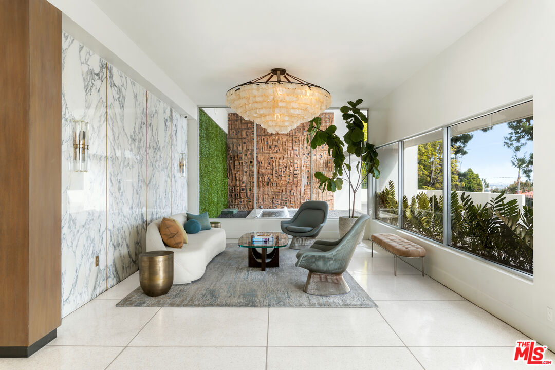8787 Shoreham Dr Unit: PHB